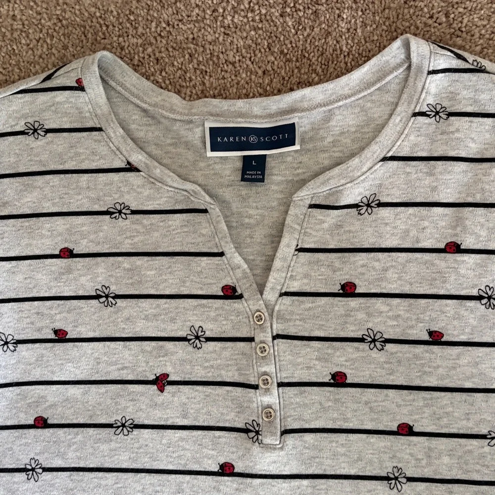 Karen Scott Women's Striped Top Gray woth ladybugs & flowers like new - Picture 2 of 5